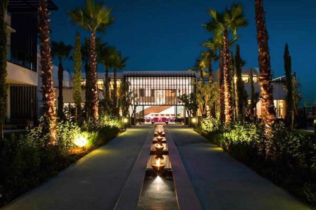 Hotel Story 5*